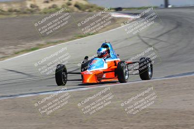 media/Jun-05-2022-CalClub SCCA (Sun) [[19e9bfb4bf]]/Group 3/Race/